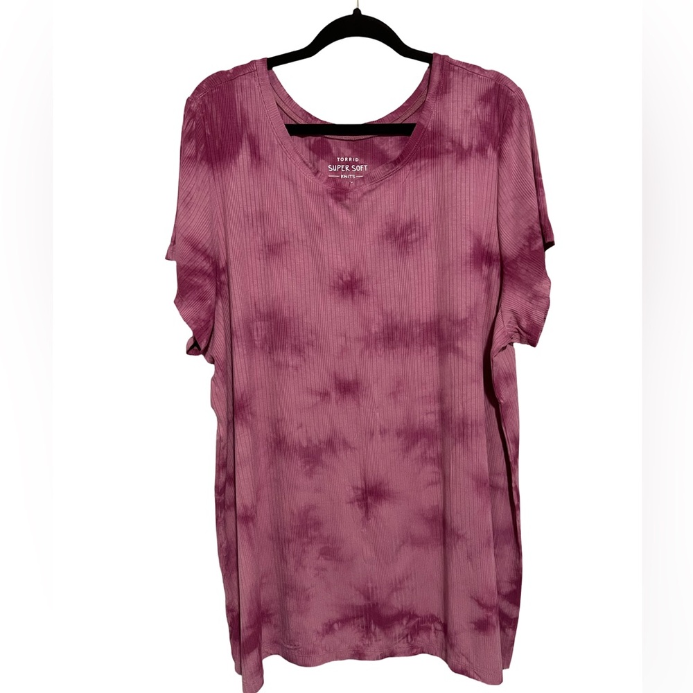 Torrid Slim Fit Ribbed Crew Neck - Picture 4 of 6